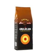Eine schwarze braune Aromaverpackung für den Bohnen Kaffee Guglielmo Bar 5 Stelle. Oben befindet sich der weiße Schriftzug mit rotem Rand Bar 5 Stelle mit 5 gelben Sternen darüber. In der Mitte sieht man den Schriftzug Guglielmo il caffè che fa centro. Darunter das große Logo von Guglielmo mit dem orange,gelb, roten konzentrischen Kreis. 